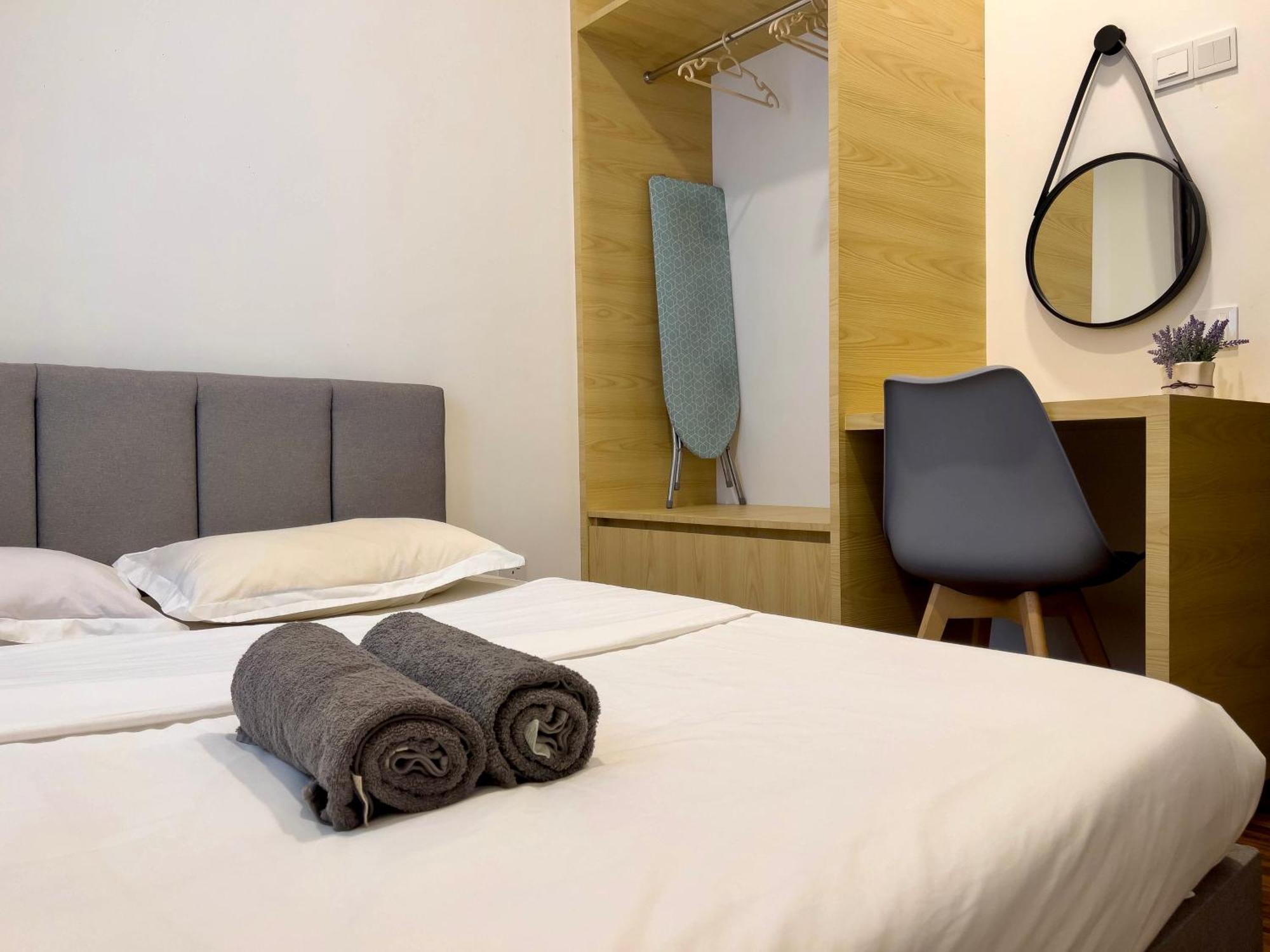 Apartment Hush At K Avenue *