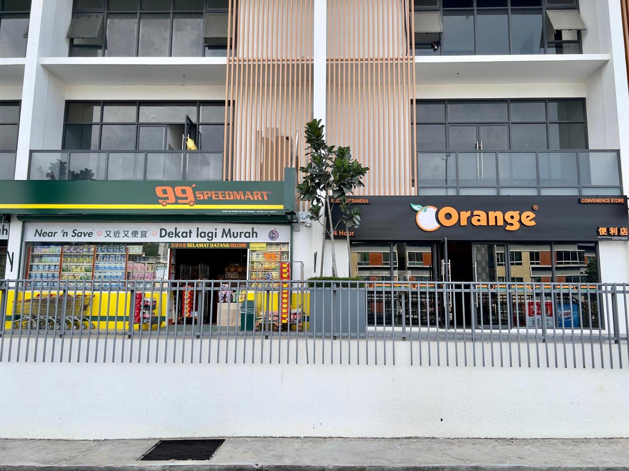 Apartment Hush At K Avenue