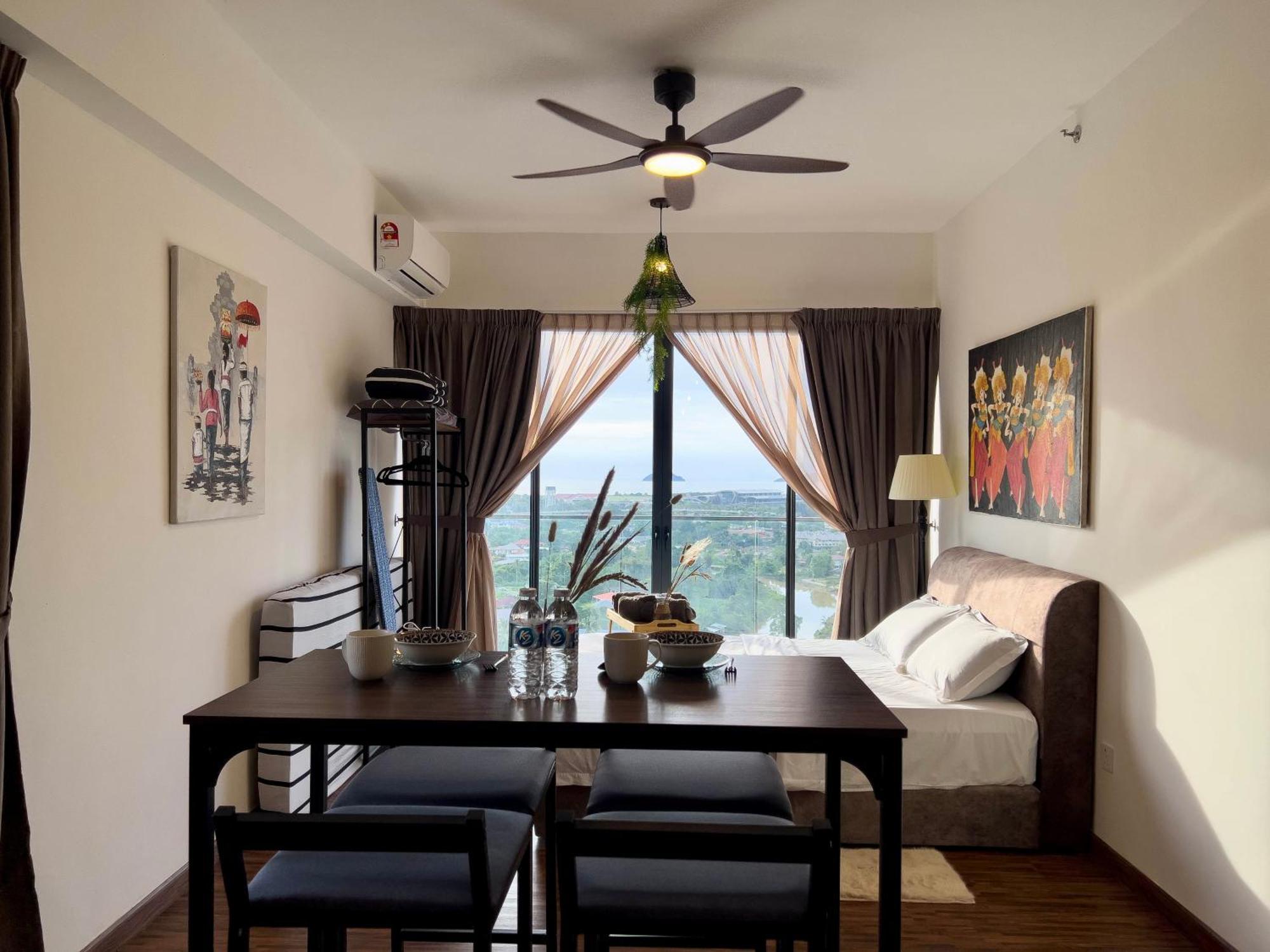 Apartment Hush At K Avenue *